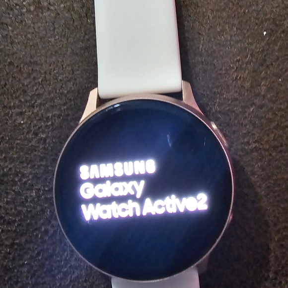 Galaxy Watch Active 2 Aluminum Smart Watch 40 mm used. - Picture 2 of 6
